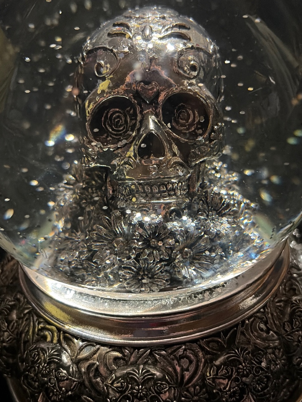 Silver Sugar Skull Day of the Dead Snow Globe